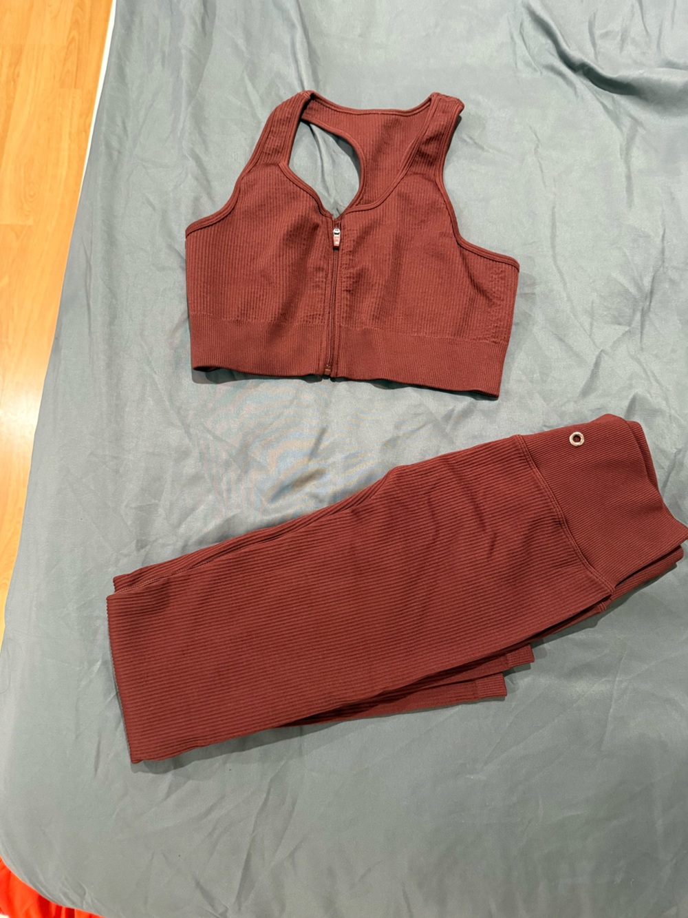 Ribbed Two-Piece Active Set in Deep Rust
